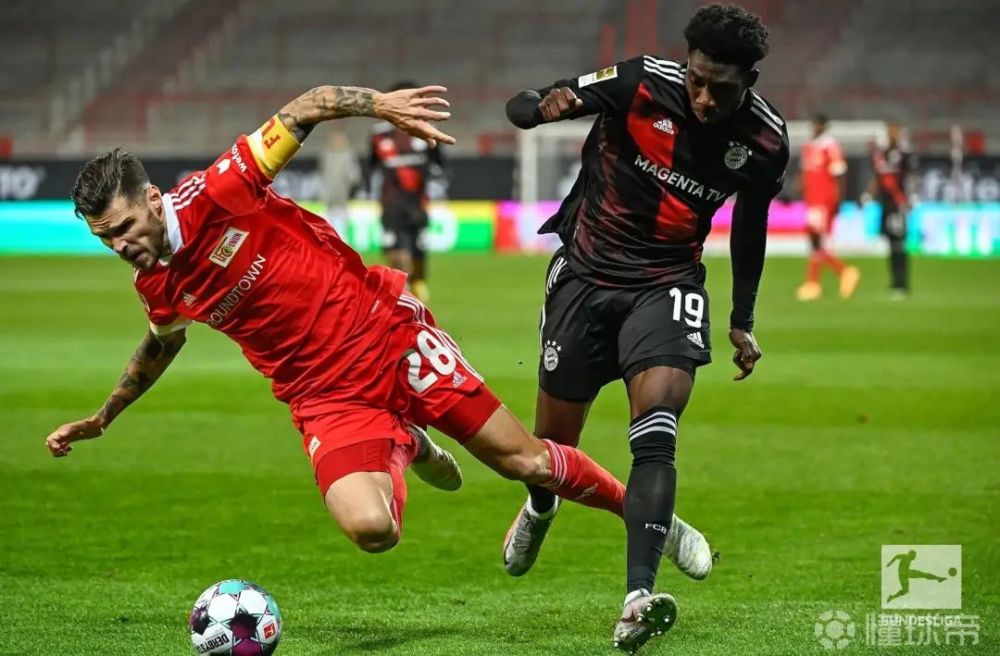  柏林联合锋将梅开二度，升班马书写德甲新传奇  
