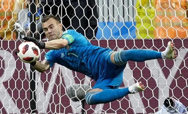  雷恩定位球战术发威，读秒绝杀逆转强敌